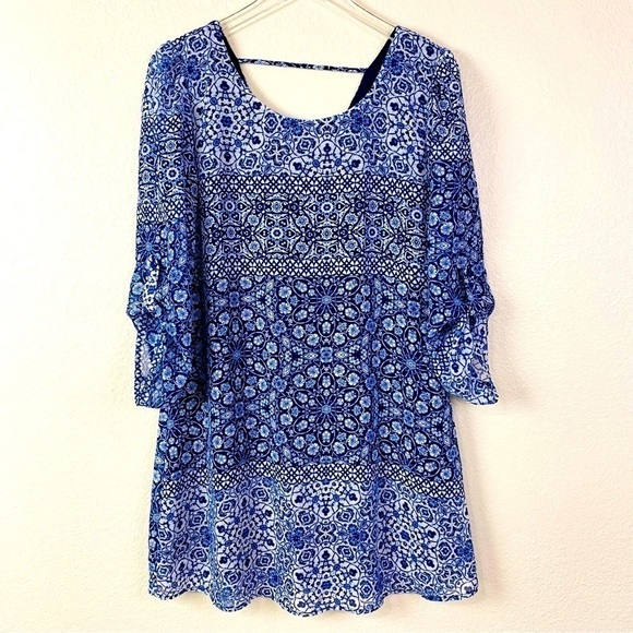 Speechless Blue Print V Back Shift Dress Size M - Picture 4 of 9